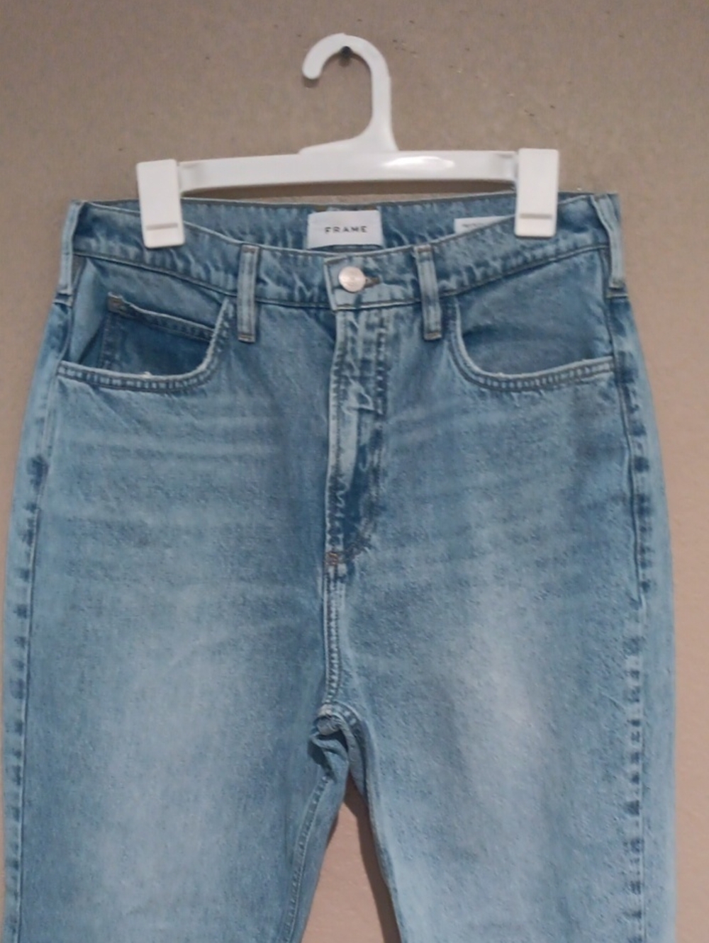 Frame HighnTight Straight Blue Jeans